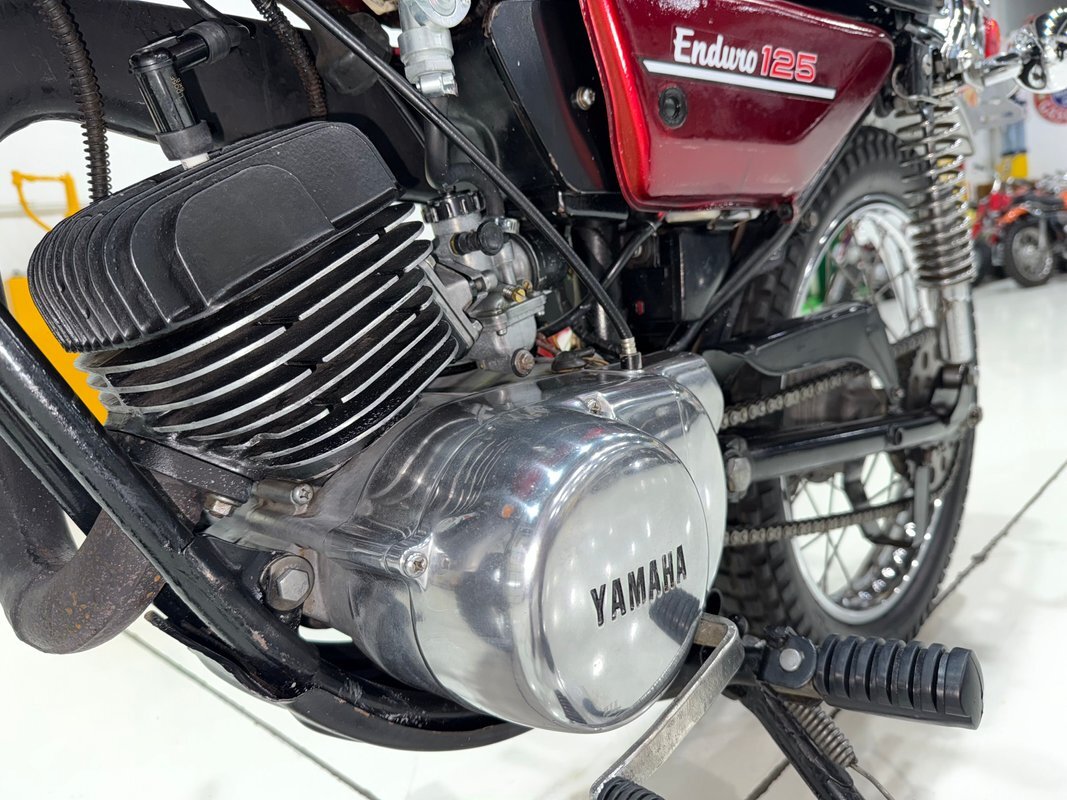 Yamaha-DT-125-Enduro-1974-dual_sport-38