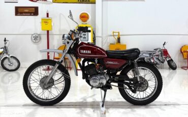 Yamaha-DT-125-Enduro-1974-dual_sport-4