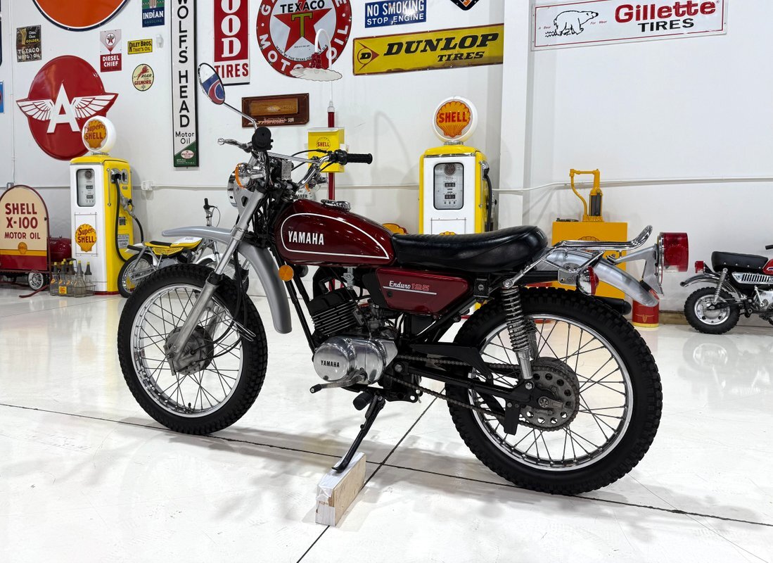 Yamaha-DT-125-Enduro-1974-dual_sport-5