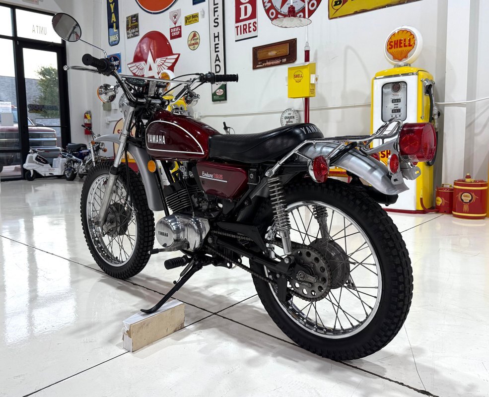 Yamaha-DT-125-Enduro-1974-dual_sport-6