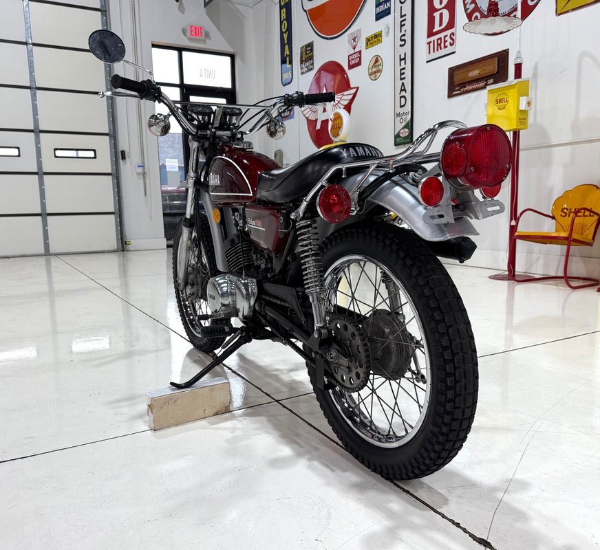 Yamaha-DT-125-Enduro-1974-dual_sport-7