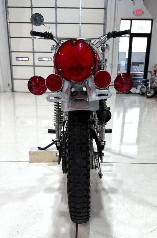 Yamaha-DT-125-Enduro-1974-dual_sport-8