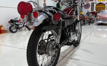 Yamaha-DT-125-Enduro-1974-dual_sport-9