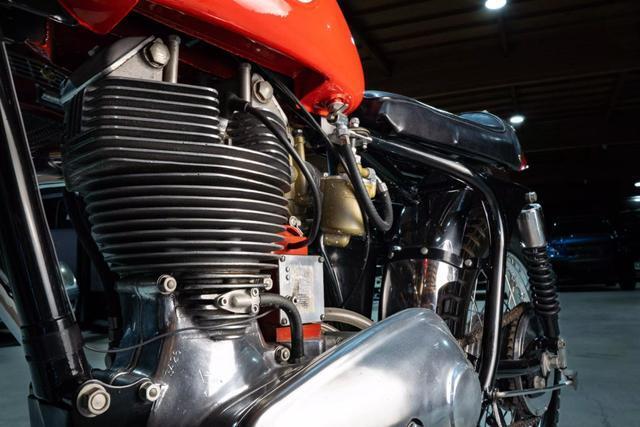 royal-enfield-500cc-fury-1960-5