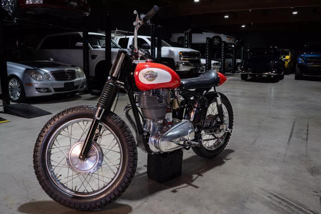 royal-enfield-500cc-fury-1960