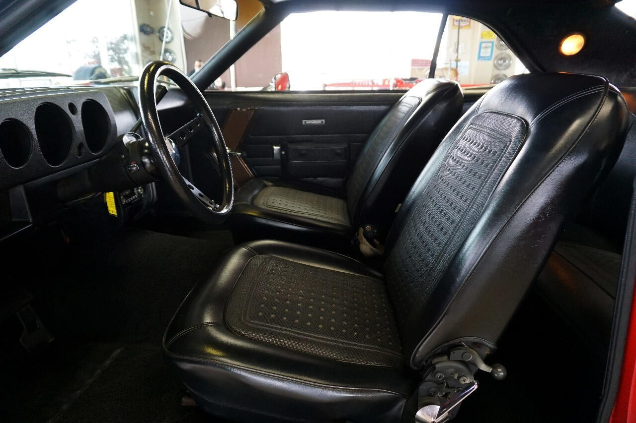 AMC-Javelin-1968-Classic-Car-21