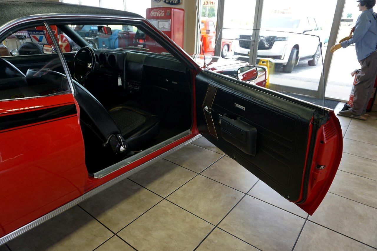 AMC-Javelin-1968-Classic-Car-23