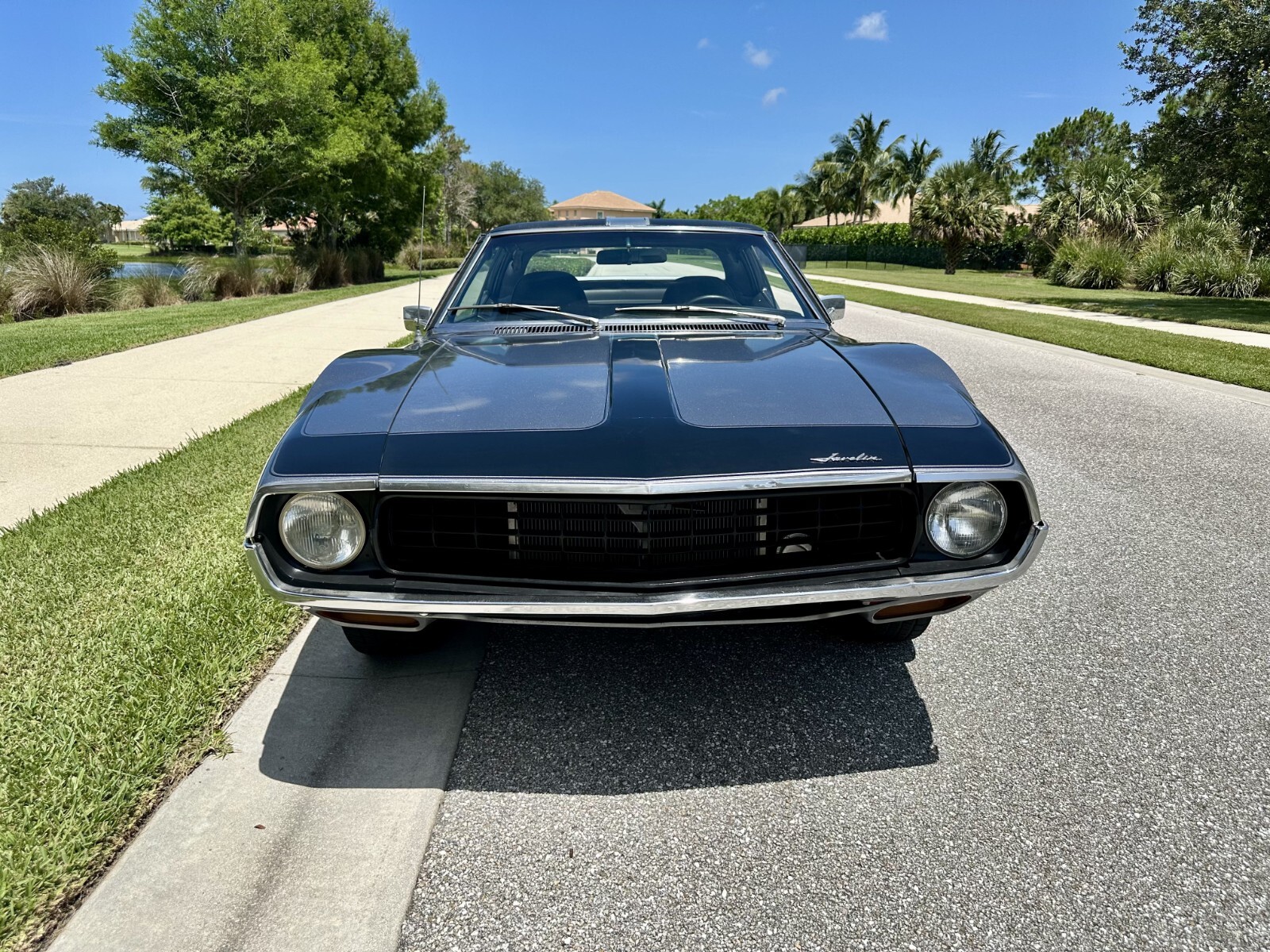 AMC-Javelin-1972-Coupe-10