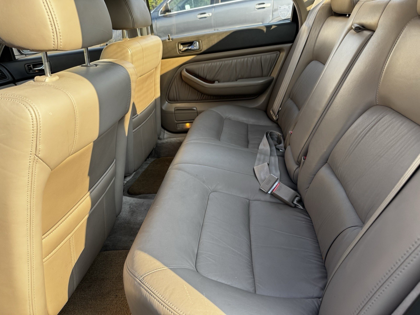 Acura-Legend-1992-Sedan-13