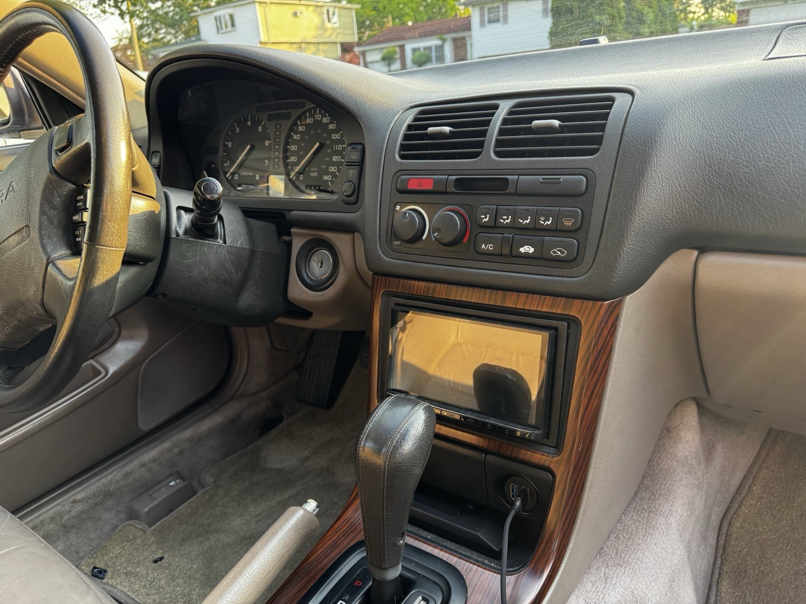 Acura-Legend-1992-Sedan-15