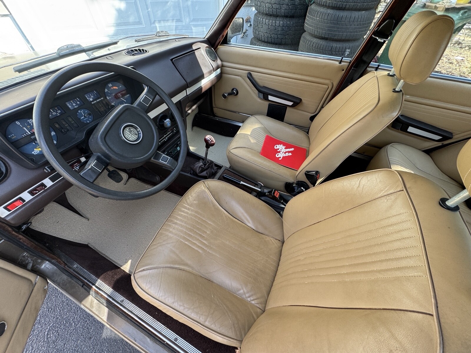 Alfa-Romeo-Alfetta-2.0-1978-16