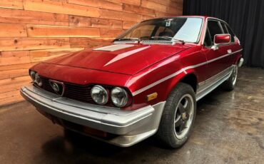 Alfa-Romeo-GTV-1985-Coupe-1
