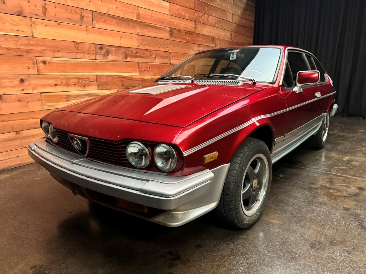 Alfa-Romeo-GTV-1985-Coupe-1
