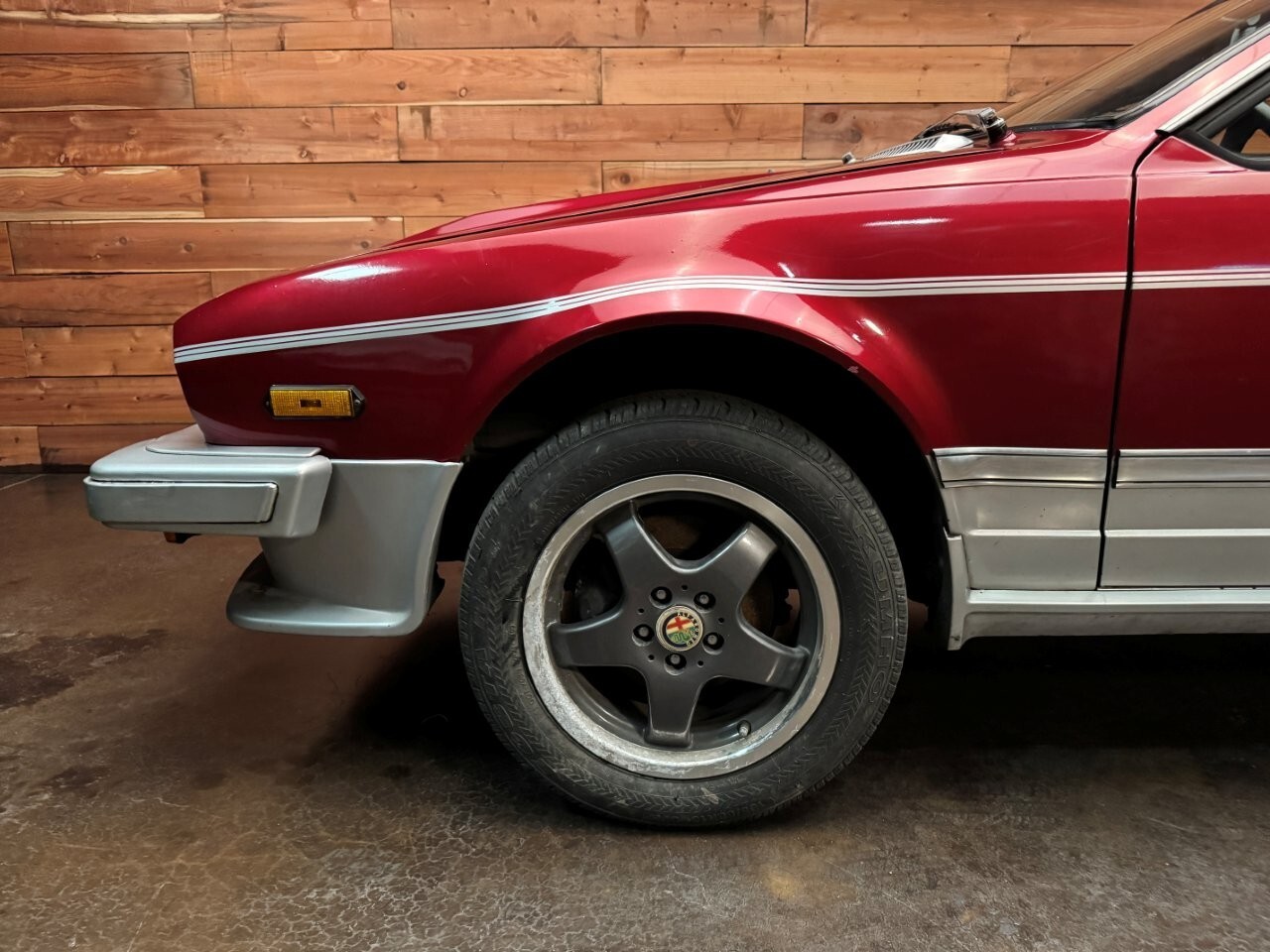 Alfa-Romeo-GTV-1985-Coupe-12