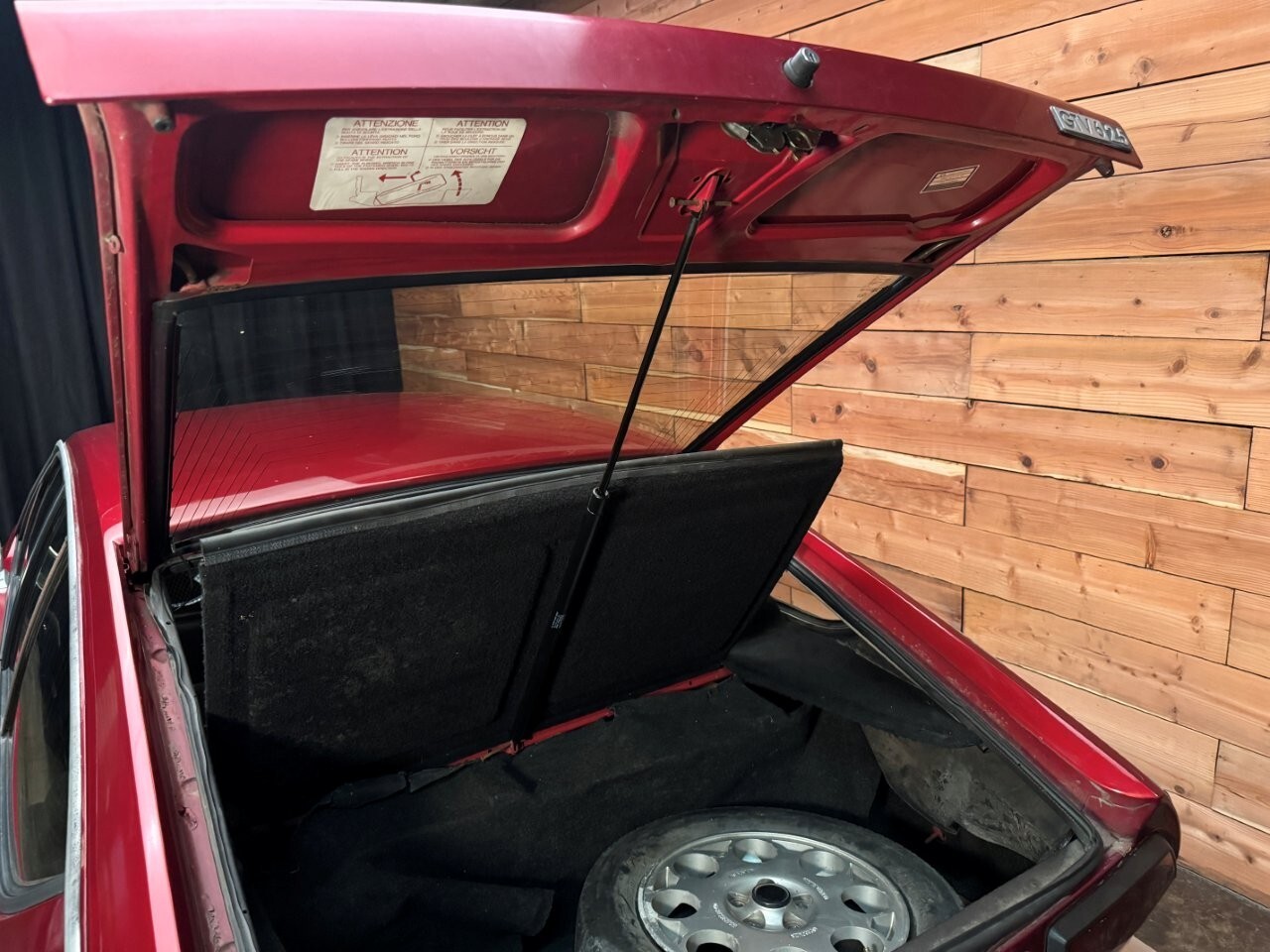 Alfa-Romeo-GTV-1985-Coupe-25