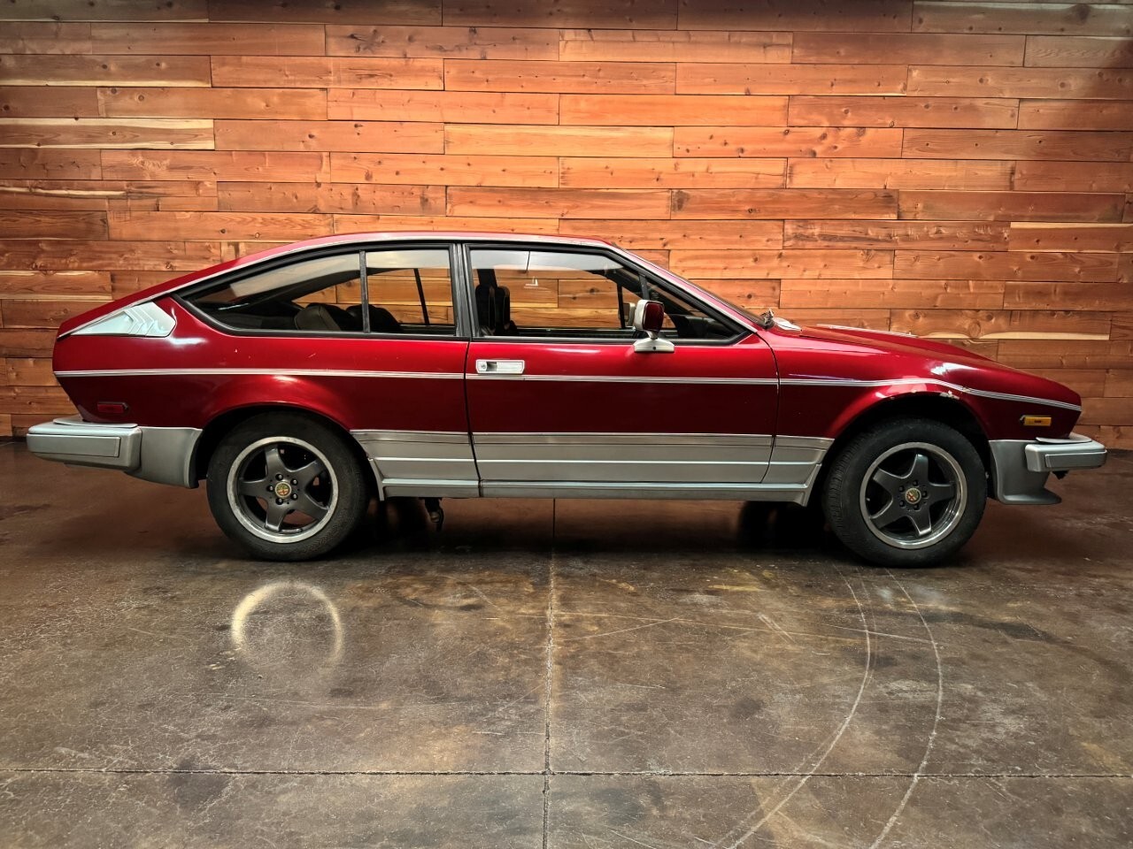 Alfa-Romeo-GTV-1985-Coupe-4