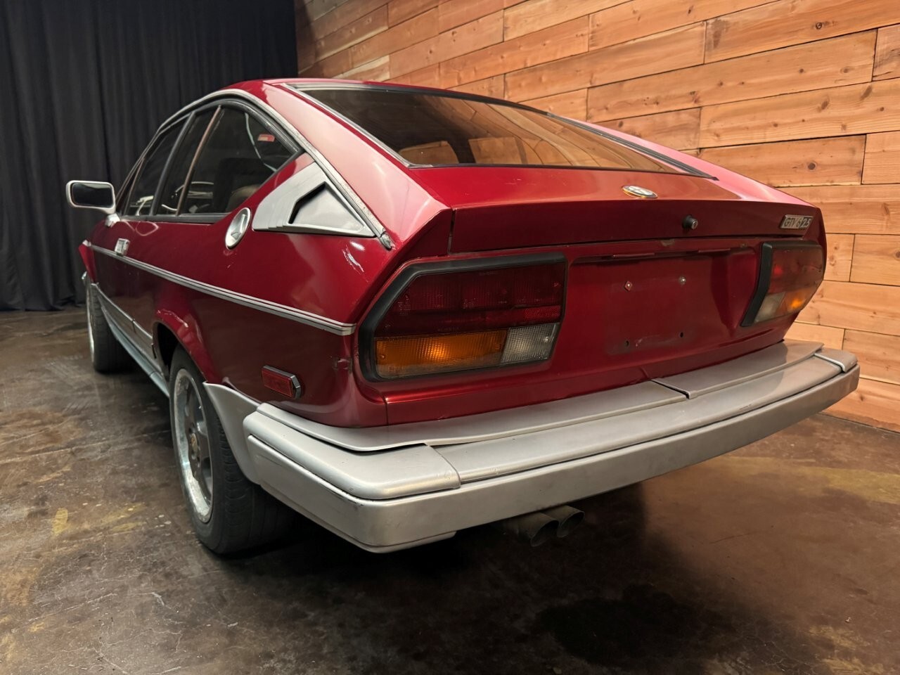 Alfa-Romeo-GTV-1985-Coupe-7