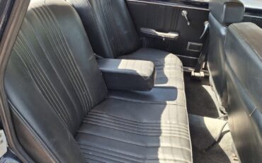 Alfa-Romeo-Giulia-1978-Sedan-10