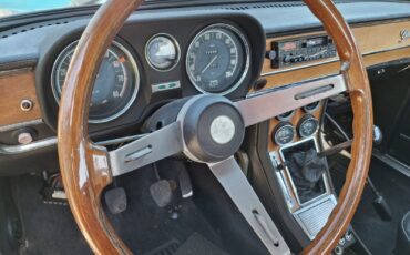 Alfa-Romeo-Giulia-1978-Sedan-7