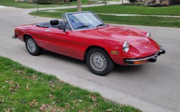 Alfa-Romeo-Spider-1974-Convertible-13