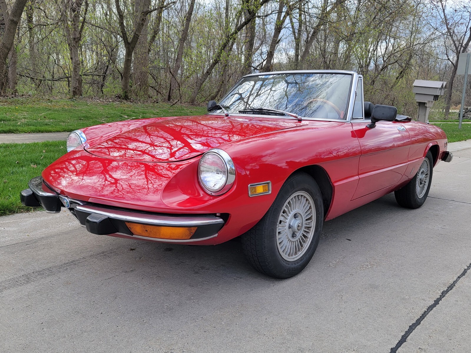 Alfa-Romeo-Spider-1974-Convertible-2