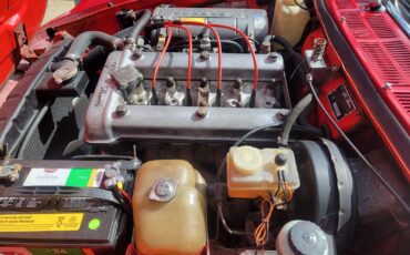 Alfa-Romeo-Spider-1974-Convertible-21