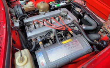 Alfa-Romeo-Spider-1974-Convertible-23
