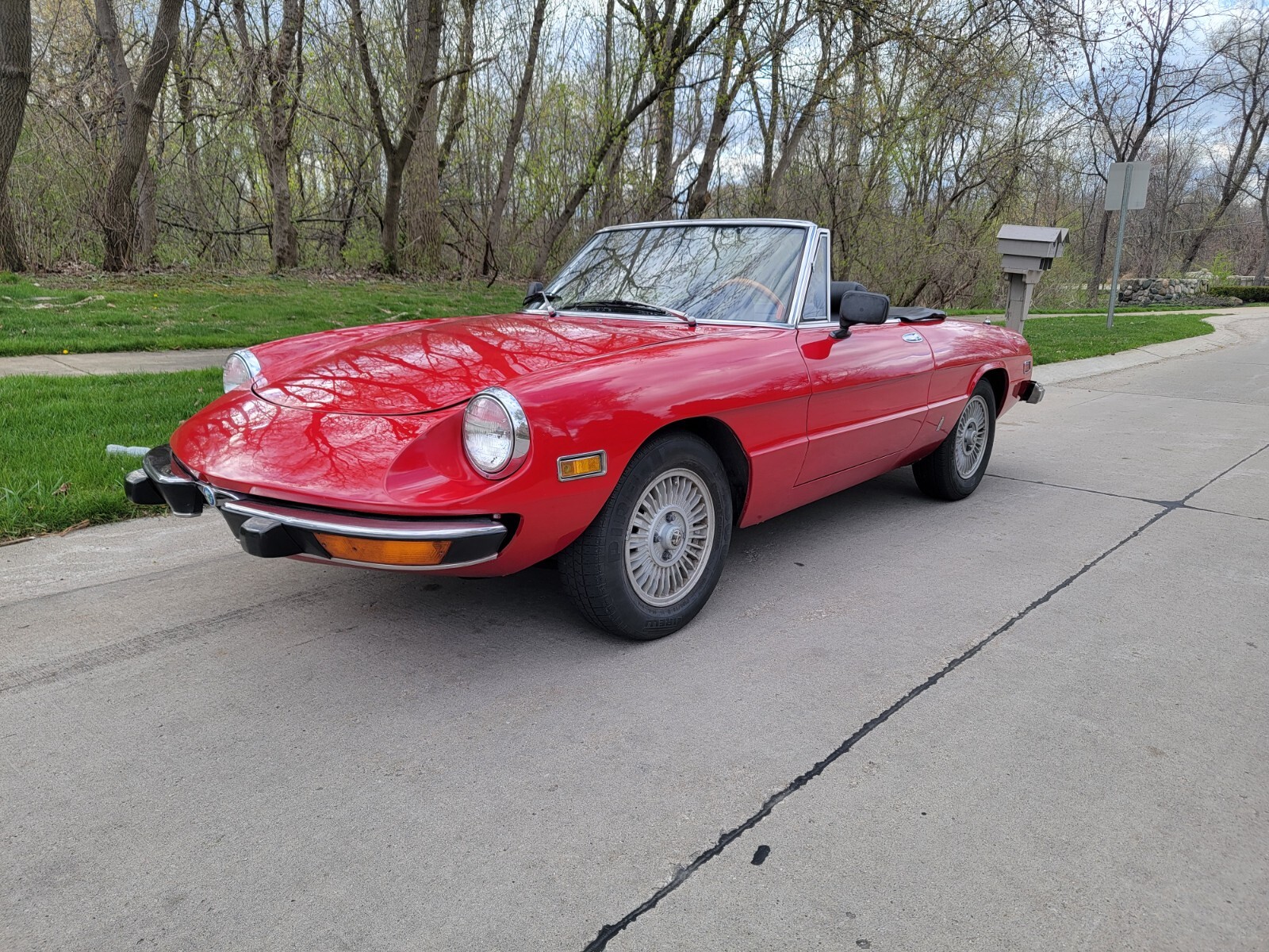 Alfa-Romeo-Spider-1974-Convertible-3