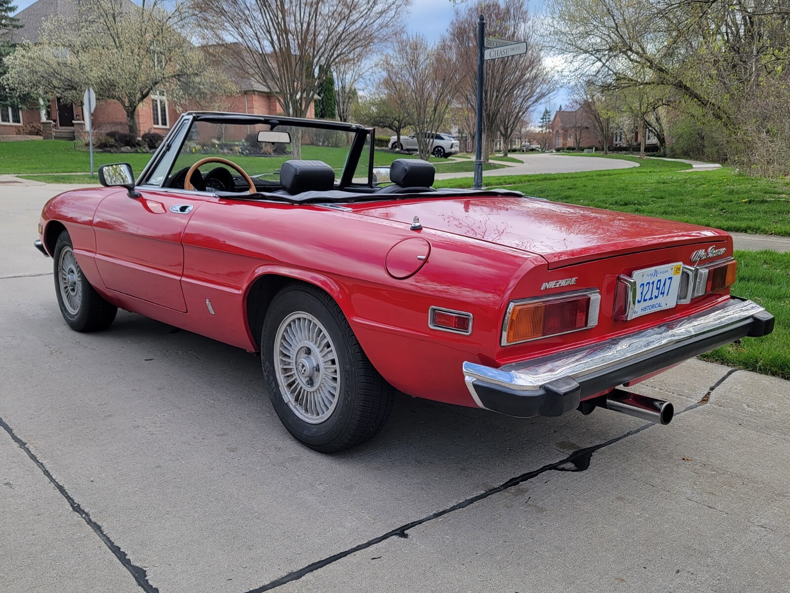 Alfa-Romeo-Spider-1974-Convertible-4