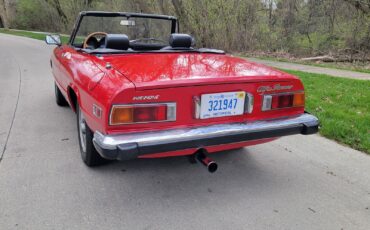 Alfa-Romeo-Spider-1974-Convertible-8