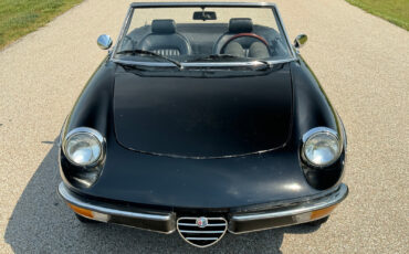 Alfa-Romeo-Spider-1976-Convertible-2
