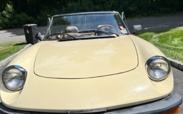 Alfa-Romeo-Spider-1982-Convertible