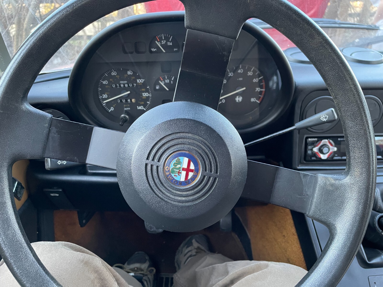 Alfa-Romeo-Spider-1987-Convertible-18