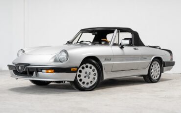 Alfa-Romeo-Spider-1988-Convertible-1