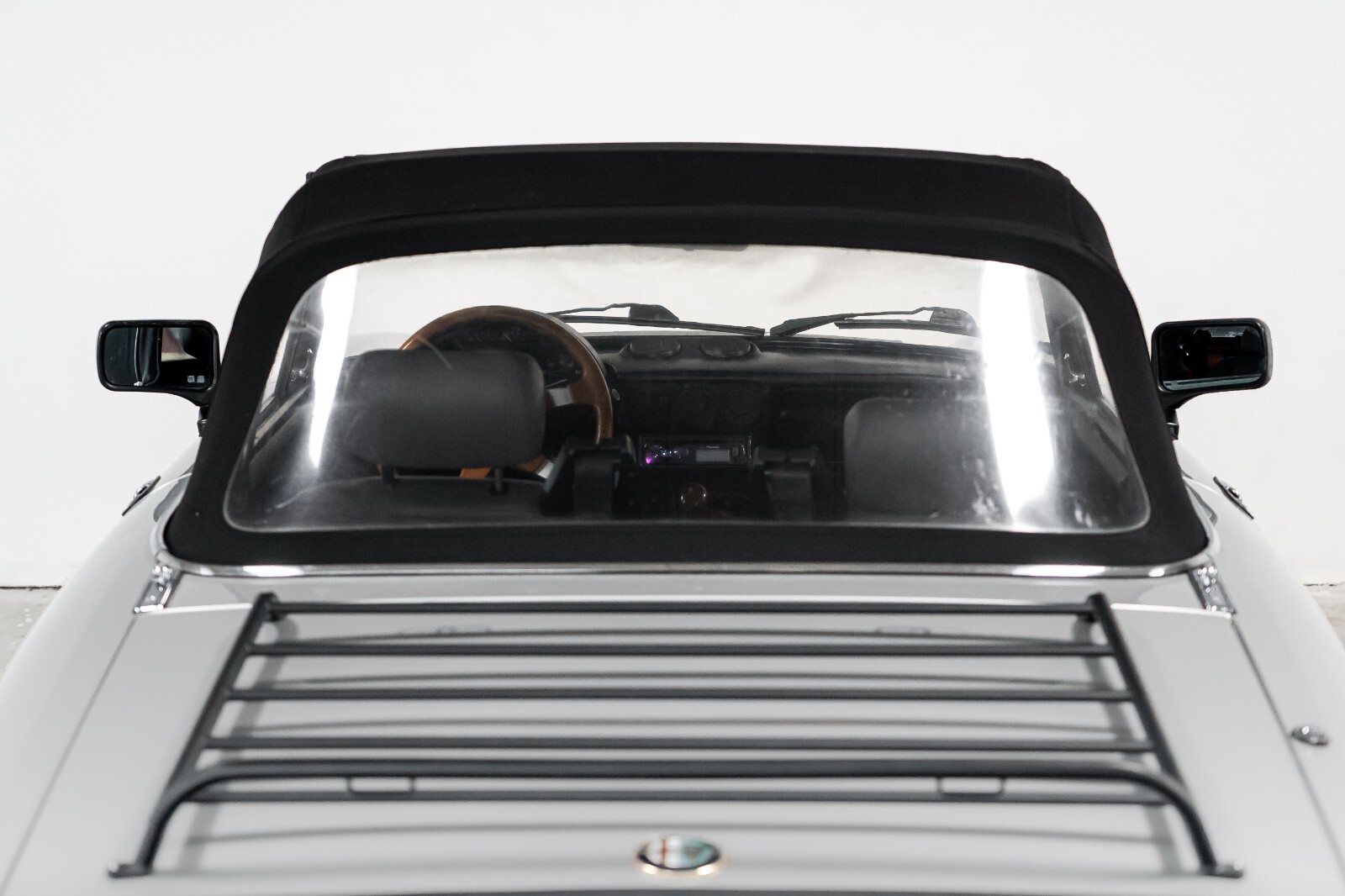 Alfa-Romeo-Spider-1988-Convertible-10
