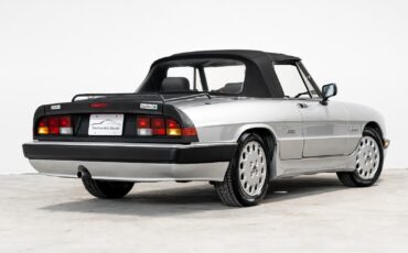 Alfa-Romeo-Spider-1988-Convertible-11