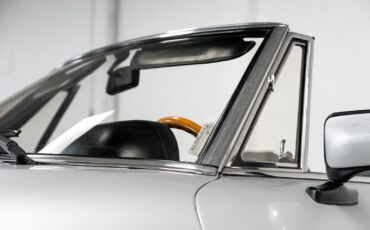 Alfa-Romeo-Spider-1988-Convertible-18
