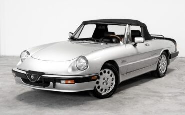 Alfa-Romeo-Spider-1988-Convertible-4