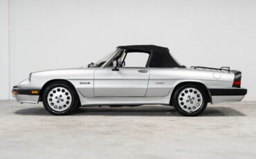 Alfa-Romeo-Spider-1988-Convertible-5