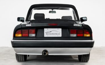 Alfa-Romeo-Spider-1988-Convertible-9