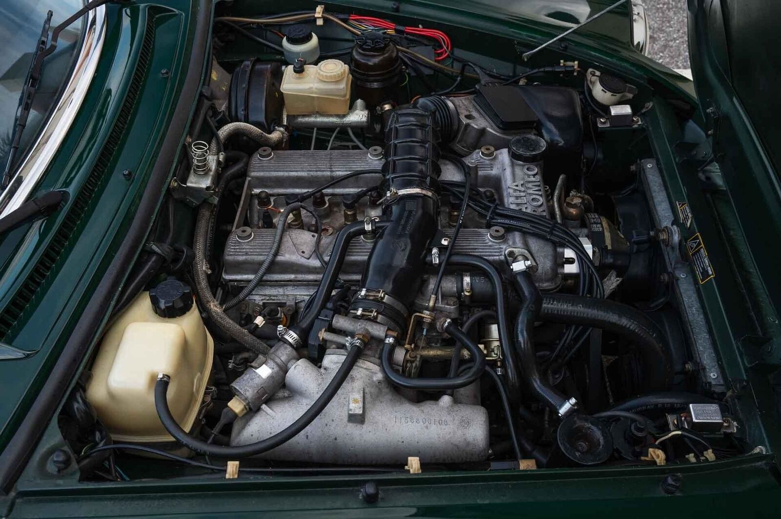 Alfa-Romeo-Spider-1991-2-Door-16