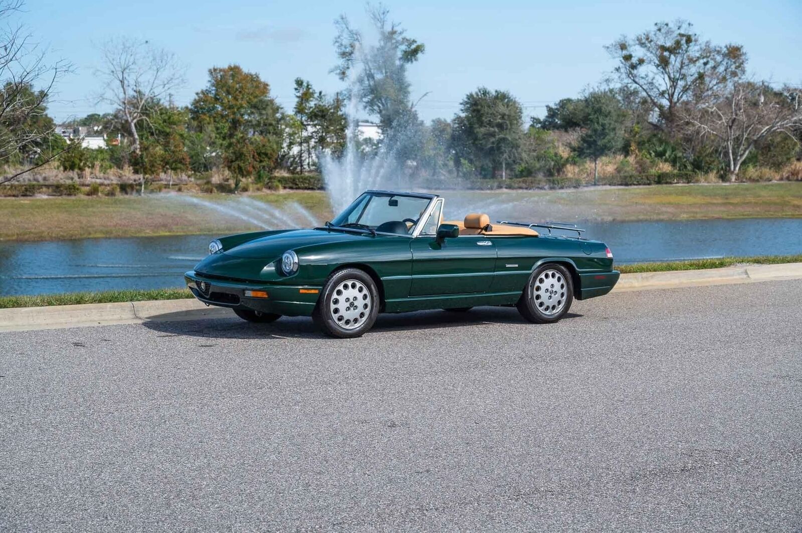 Alfa-Romeo-Spider-1991-2-Door-20