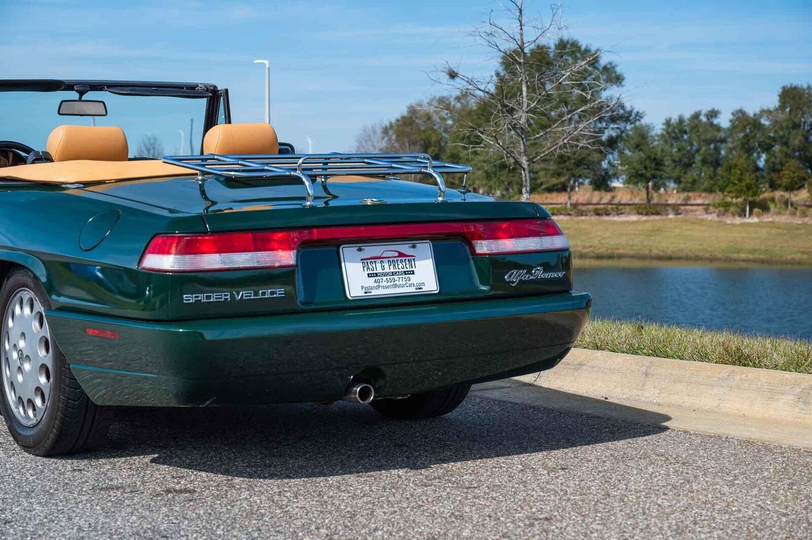 Alfa-Romeo-Spider-1991-2-Door-26