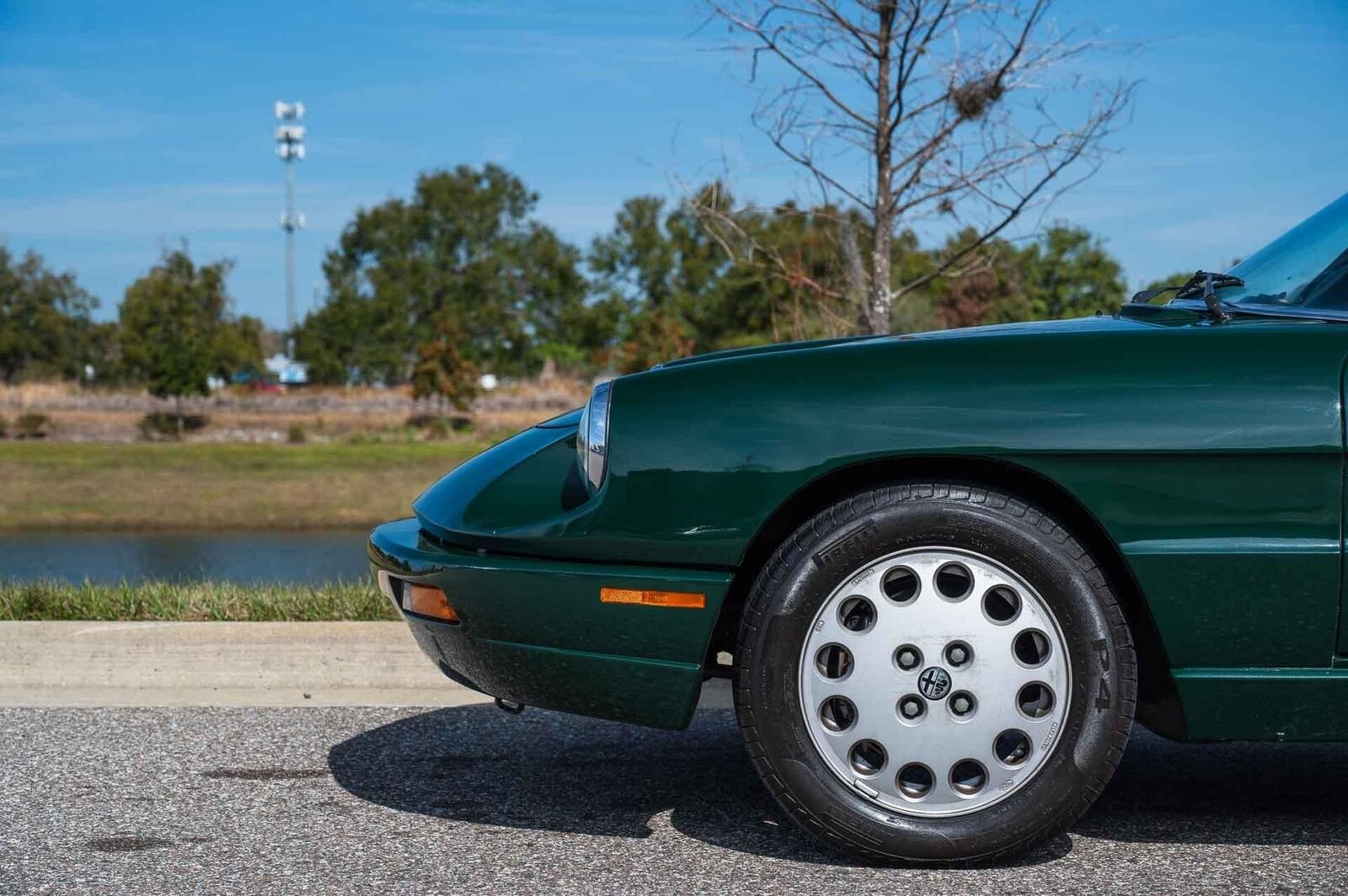 Alfa-Romeo-Spider-1991-2-Door-29