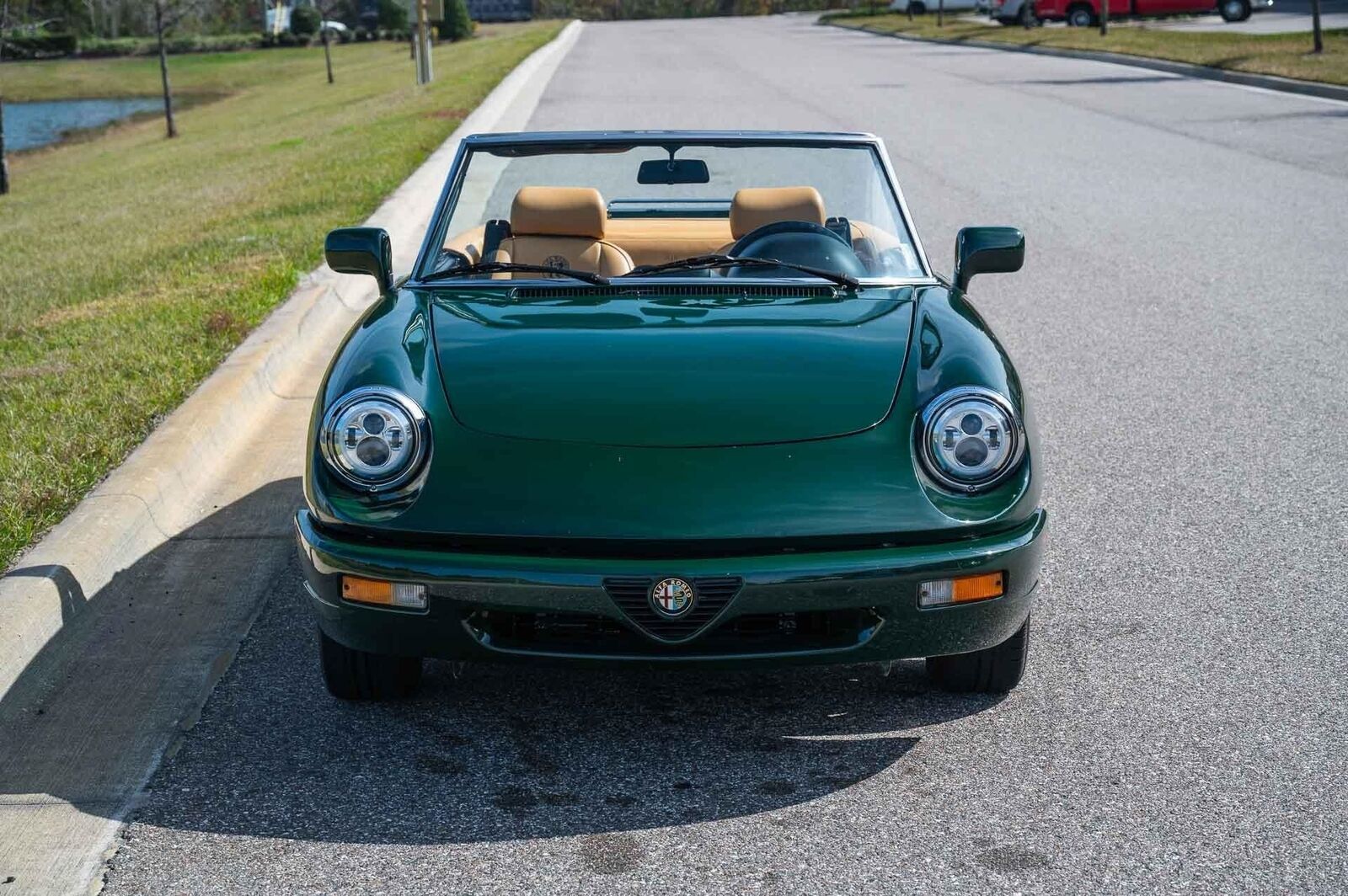 Alfa-Romeo-Spider-1991-2-Door-9