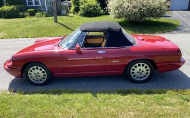 Alfa-Romeo-Spider-1993-Convertible-1