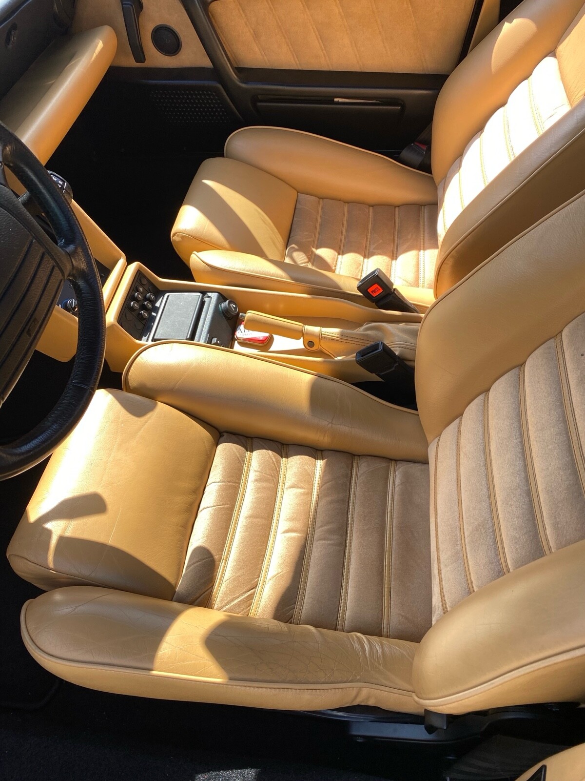 Alfa-Romeo-Spider-1993-Convertible-18