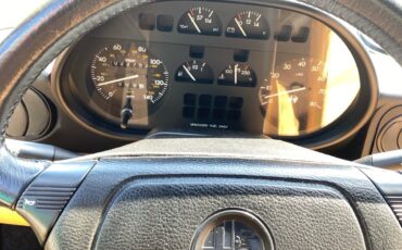 Alfa-Romeo-Spider-1993-Convertible-19