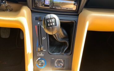 Alfa-Romeo-Spider-1993-Convertible-20