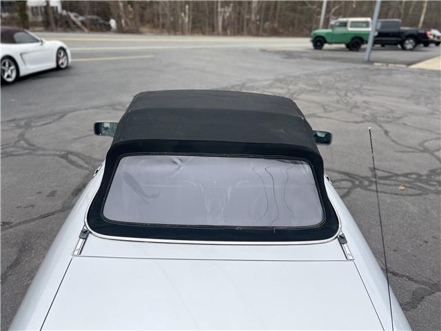Alfa-Romeo-Spider-Quadrifoglio-1987-15